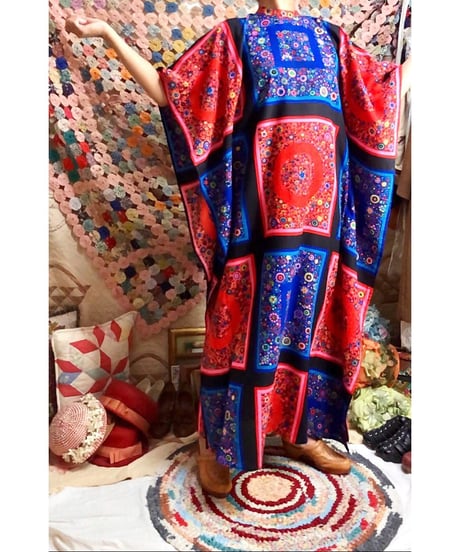 60's flower kaftan dress