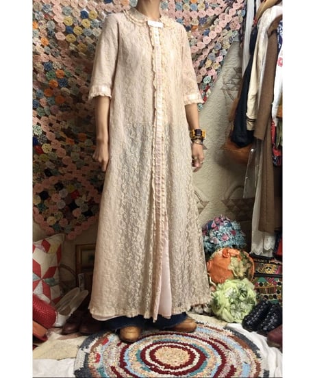 1960's lace robe