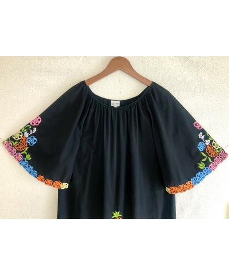 60s embroidered dress
