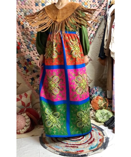 suède fringe collar