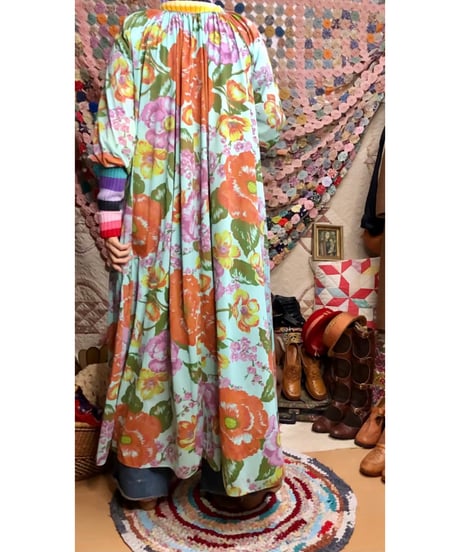 60-70s flower dress