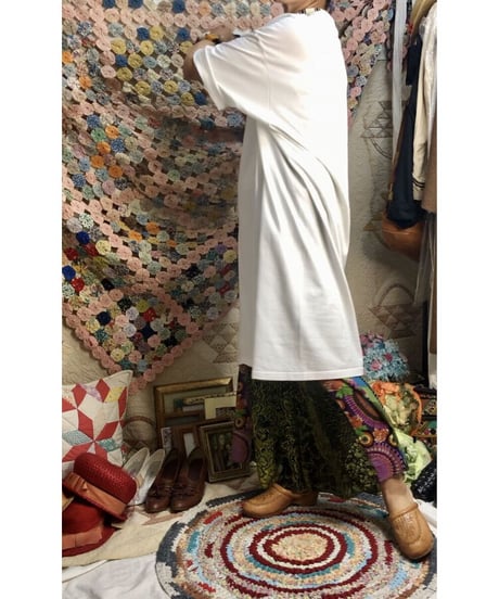 big tee white