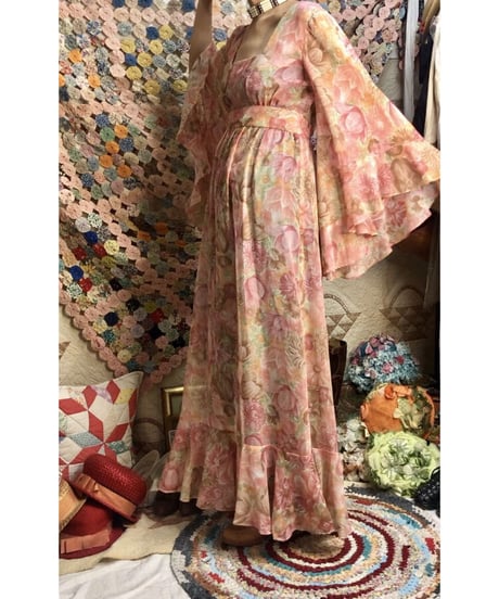 1970's angel sleeve botanical one-piece