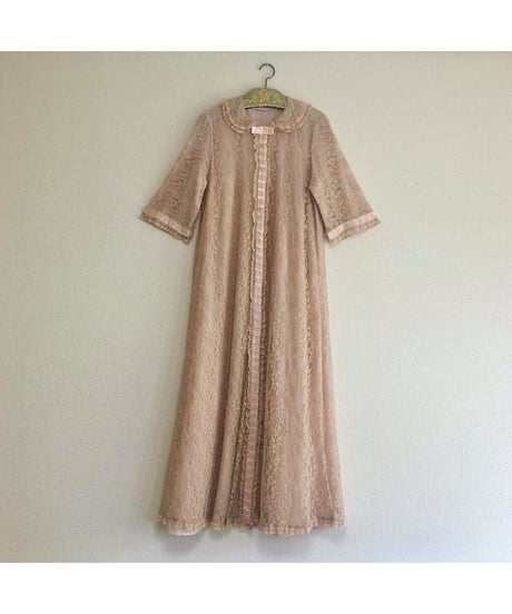 1960's lace robe