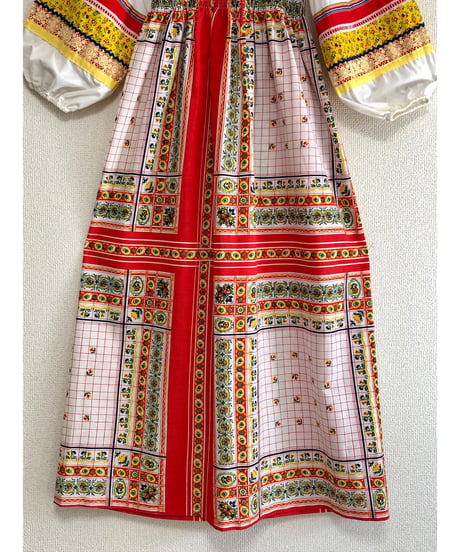 70's balloon sleeve dress