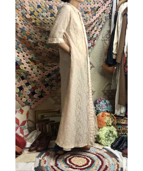 1960's lace robe