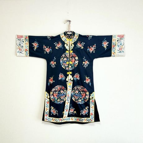 60's chinese embroidered robe