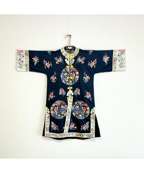 60's chinese embroidered robe
