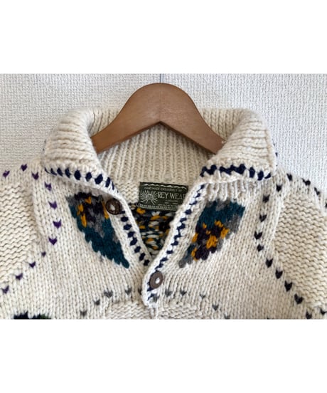 heart motif ecuador sweater