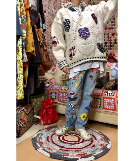 heart motif ecuador sweater