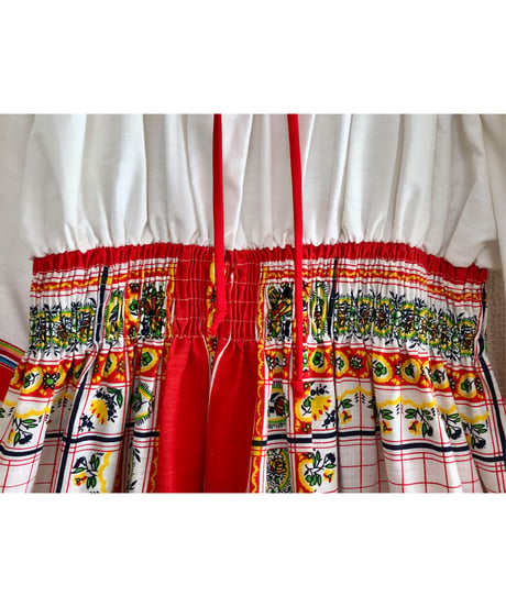 70's balloon sleeve dress