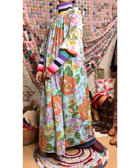60-70s flower dress