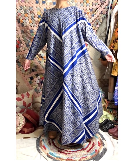 paisley handkerchief motif dress