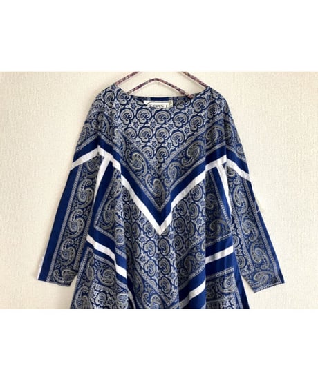paisley handkerchief motif dress