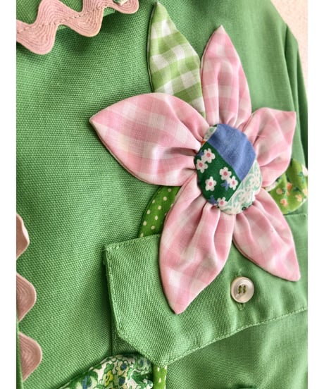 70's flower patch shirt