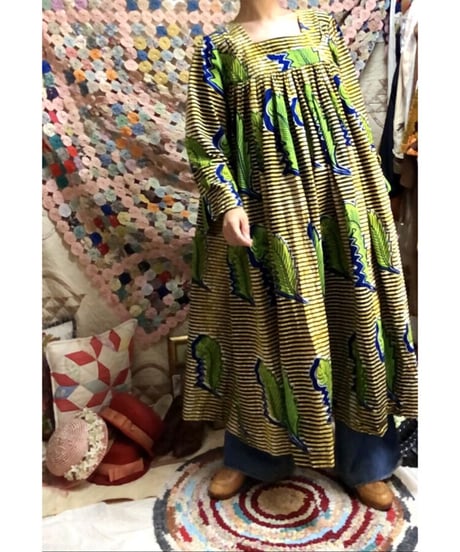bell sleeve batik dress
