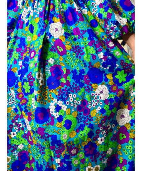 60-70s  balloon sleeve flower hawaiian dress