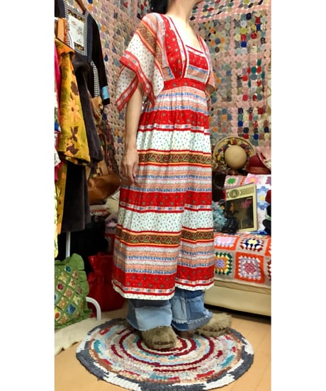 70s flower dress