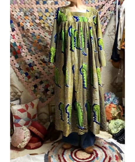 bell sleeve batik dress