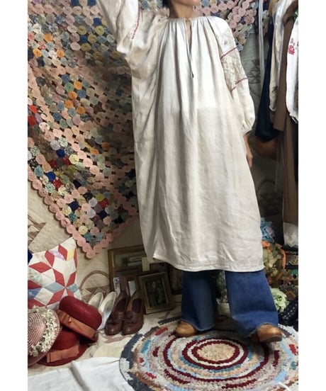 vintage ukrainian embroidered one-piece linen white