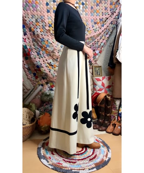 60s monotone flower dress