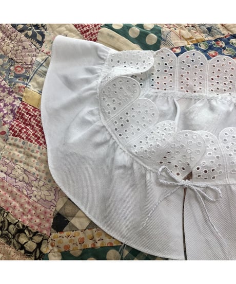 vintage collar ①