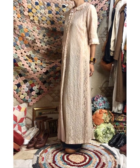 1960's lace robe