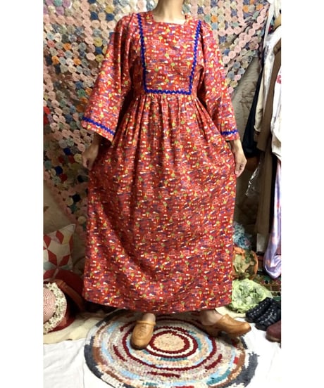 70's house print cotton dress