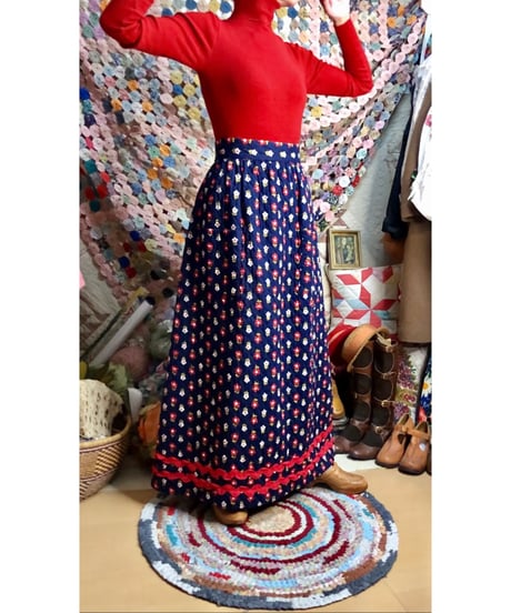 70s quilted flower skirt