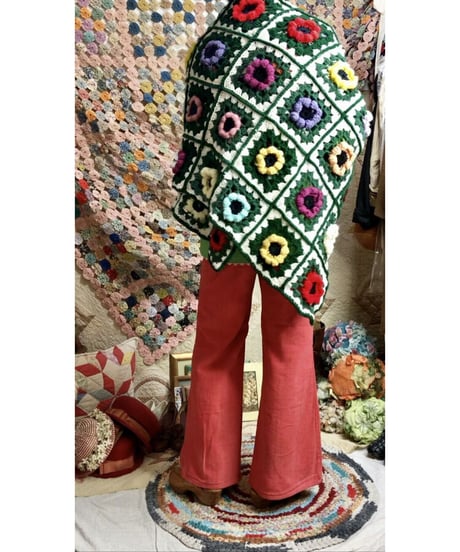 3D granny square flower blanket