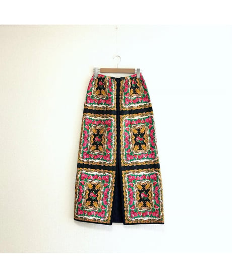 70s paisley and flower quilting skirt