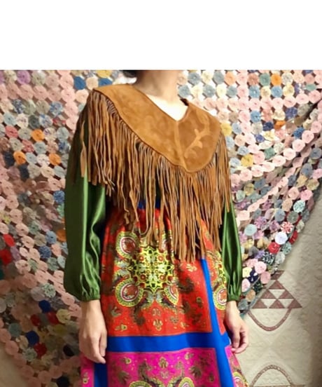 suède fringe collar