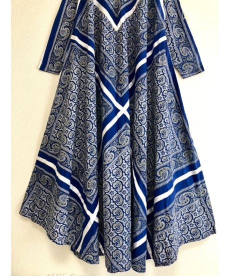 paisley handkerchief motif dress