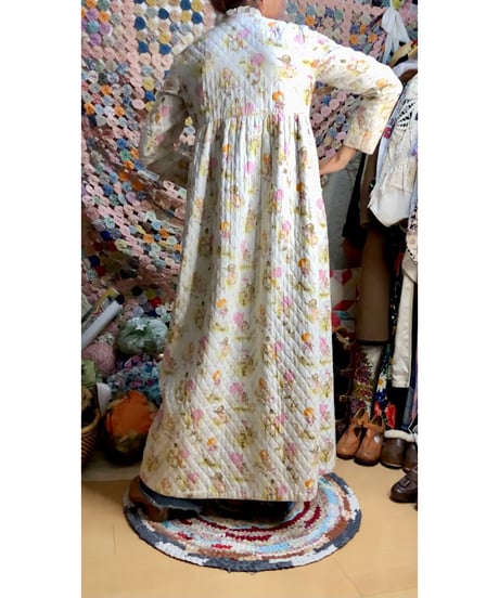 70s quilted sweet robe