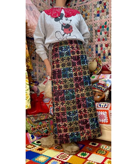 70s embroidered quilting skirt