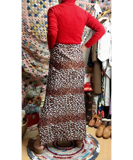 70s quilting leopard skirt