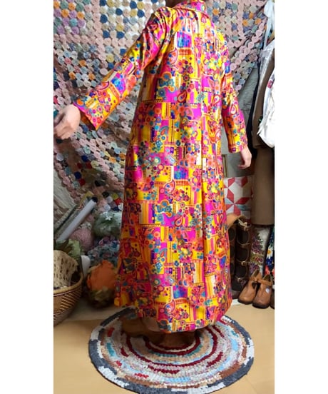 70s  psychedelic flower dress