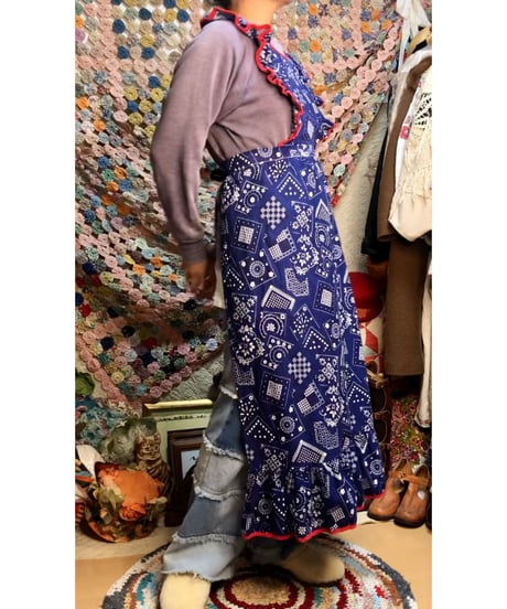 70s bandana print apron
