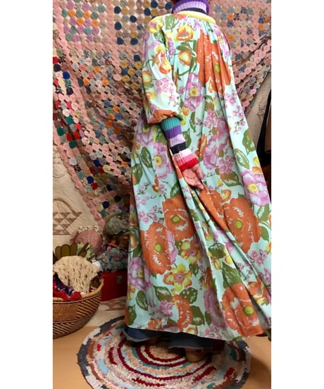 60-70s flower dress