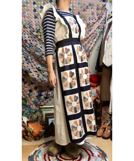 60-70s dresden plate apron dress