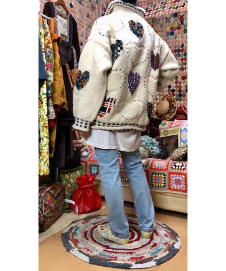 heart motif ecuador sweater