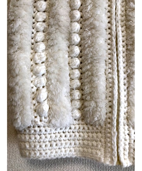 pompom knit vest