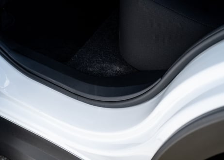 TOYOTA ライズ　サイドスカッフプレート 送料込み