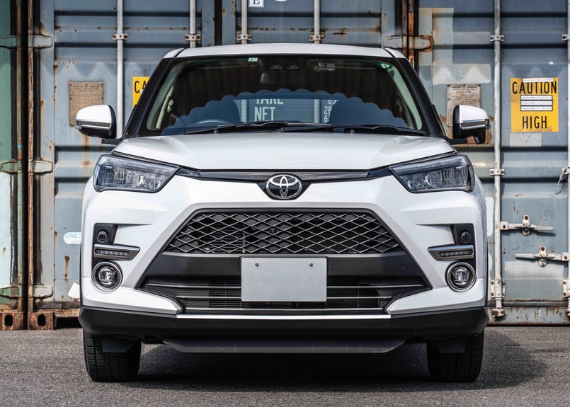 DAIHATSU フロントバンパーガーニッシュ ホワイト DAIHATSU フロントバンパーガーニッシュ ホワイト DAIHATSU