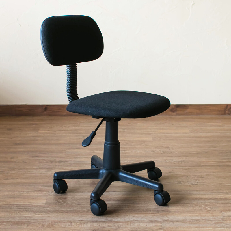 オフィスチェア　BK/BL/GR/RD サカベ オフィスチェア BK/BL/GR/RD | 新田家具店 家具