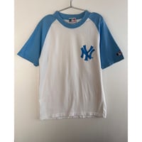 Yankees tee (150)