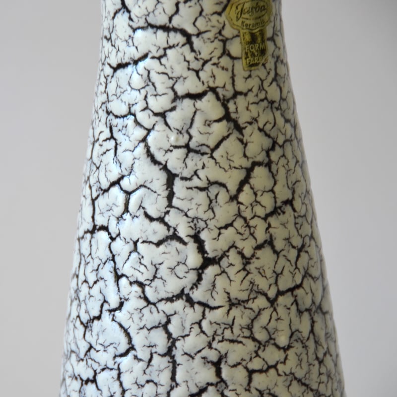 Fat Lava / JASBA Keramik / Schrumpfglasur 602 2 Fat Lava / JASBA Keramik / Schrumpfglasur 602 2