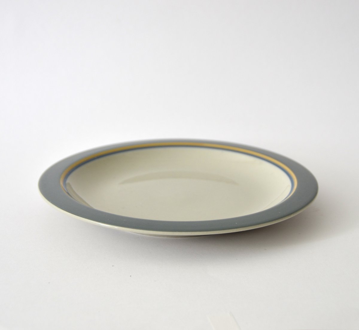 Arabia / Kombi (アラビア/コンビ) プレート 21cm /no.3 | 北欧ヴ