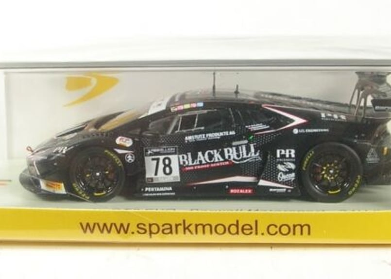 Spark 1/43 (SB394) Lamborghini Huracan GT3 Evo Spark 1/43 (SB394) Lamborghini Huracan GT3 Evo