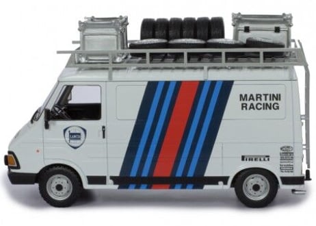 ixo models 1/18 (18RMC084XE) Fiat 242 　 Martini Rally Team (Assistance) 1986